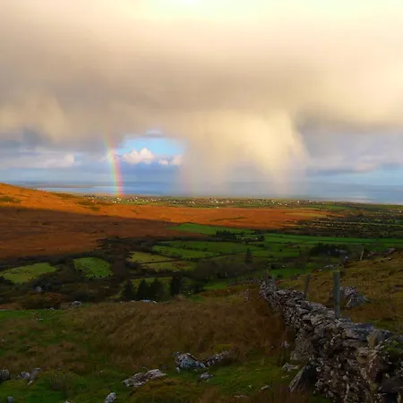 ゲストハウス Keanes Of Curraheen, Bar, Restaurant &