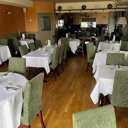 Pensionat Keanes Of Curraheen, Bar, Restaurant & Tralee